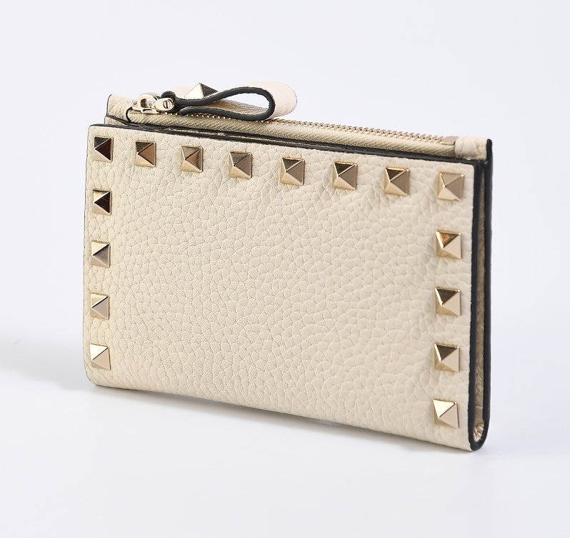 VALENTINO ROCKSTUD GRAINY CALFSKIN CARDHOLDER WITH ZIPPER