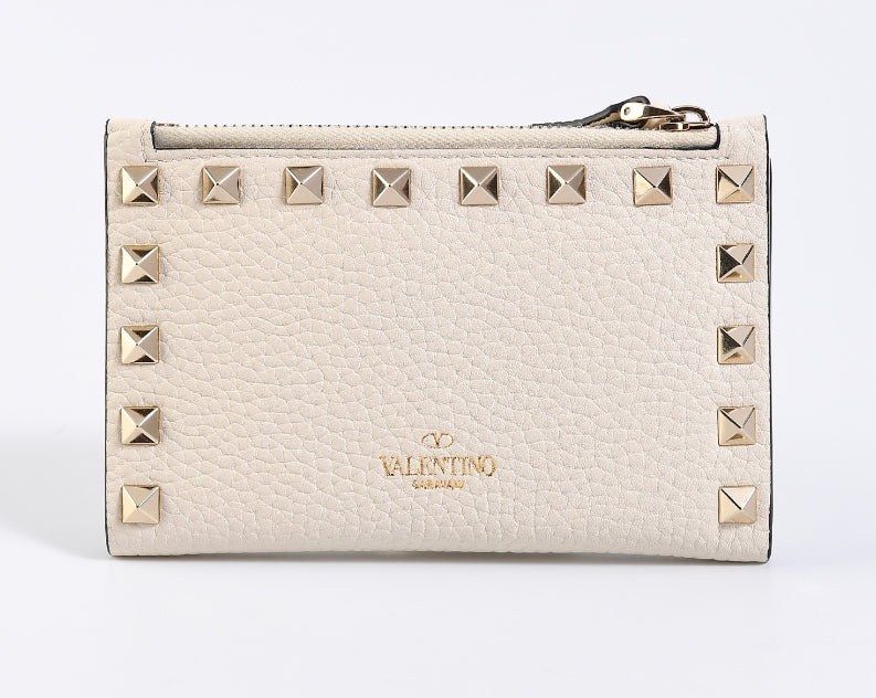 VALENTINO ROCKSTUD GRAINY CALFSKIN CARDHOLDER WITH ZIPPER