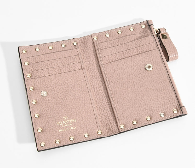 VALENTINO ROCKSTUD GRAINY CALFSKIN CARDHOLDER WITH ZIPPER