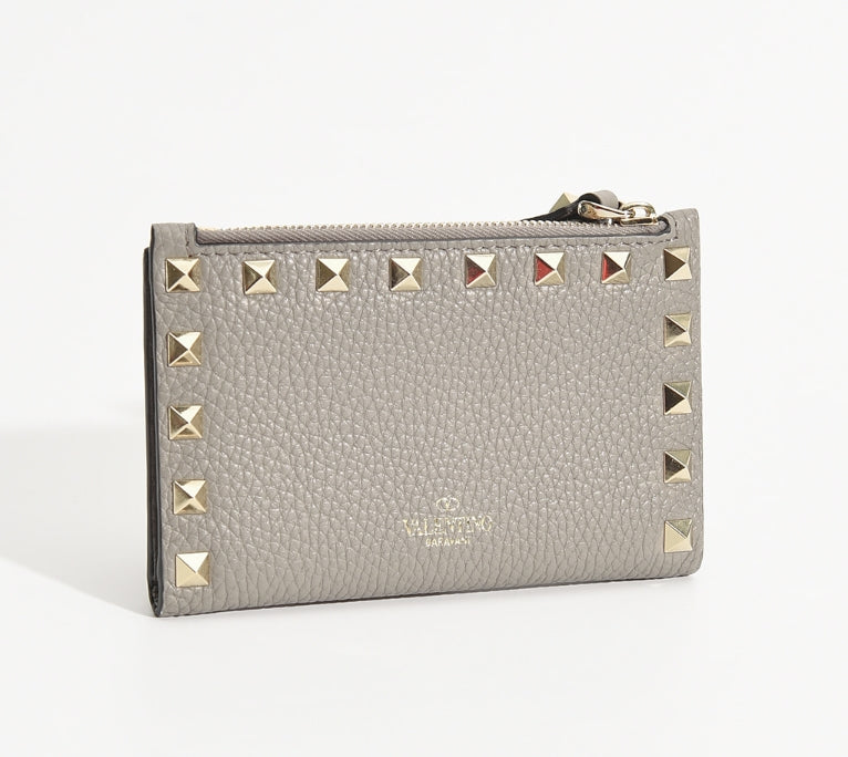 VALENTINO ROCKSTUD GRAINY CALFSKIN CARDHOLDER WITH ZIPPER