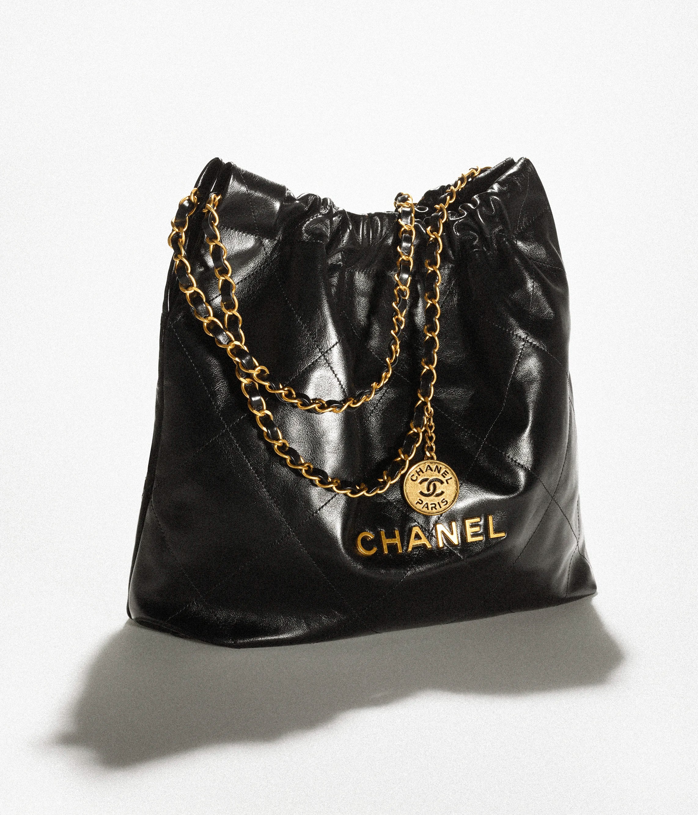 Chanel 22 HANDBAG Black