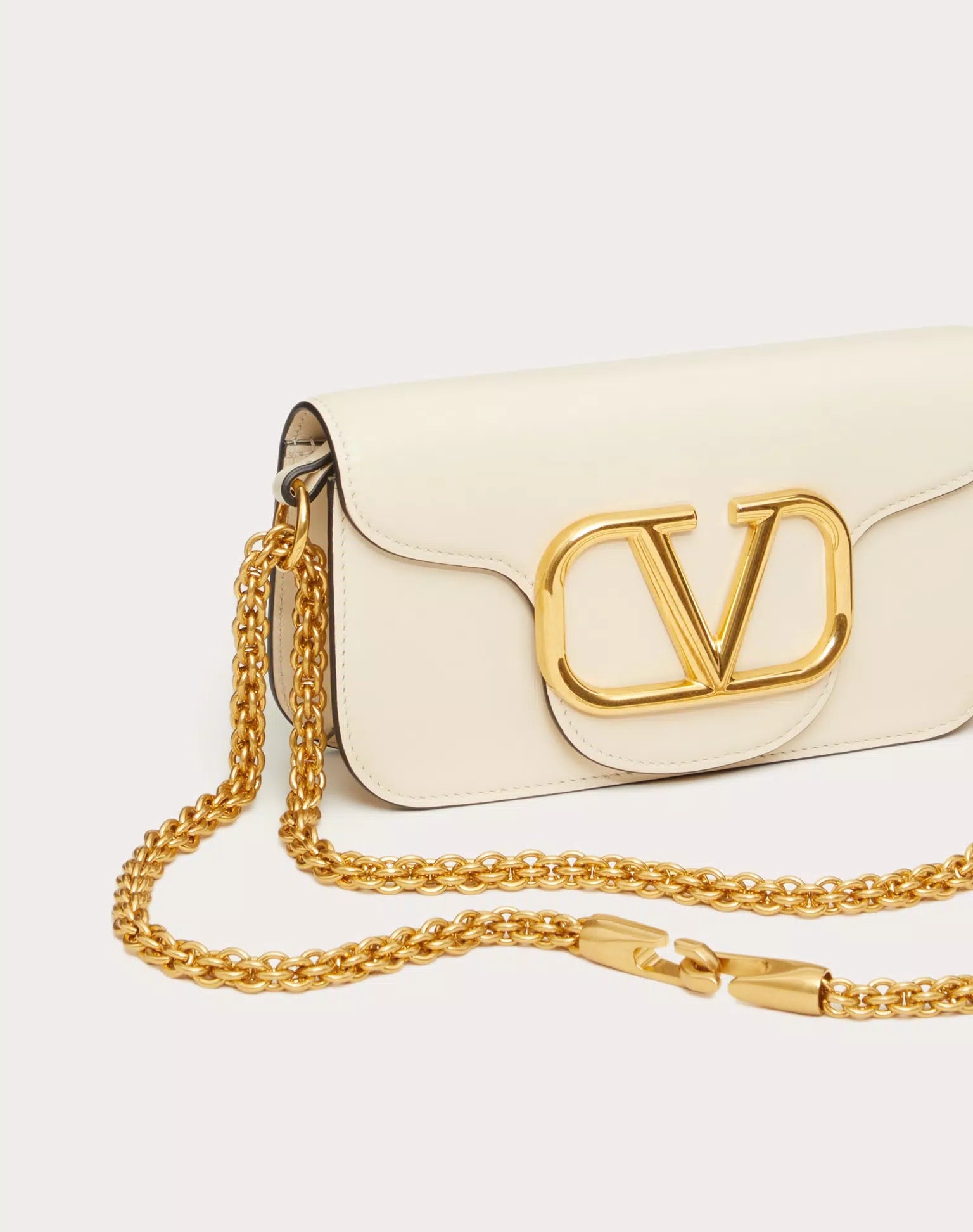 VALENTINO LOCÒ SMALL SHOULDER BAG IN CALFSKIN